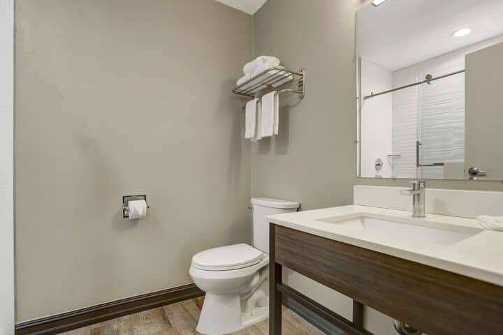 Room 20 of 35