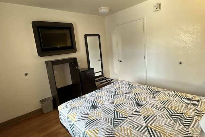 Room 10 of 44