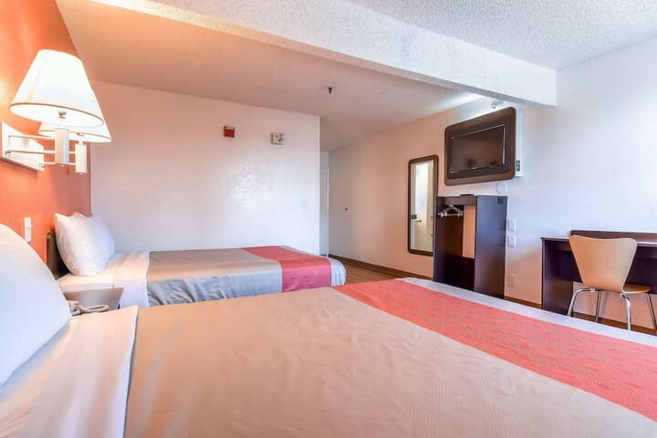 Room 21 of 44